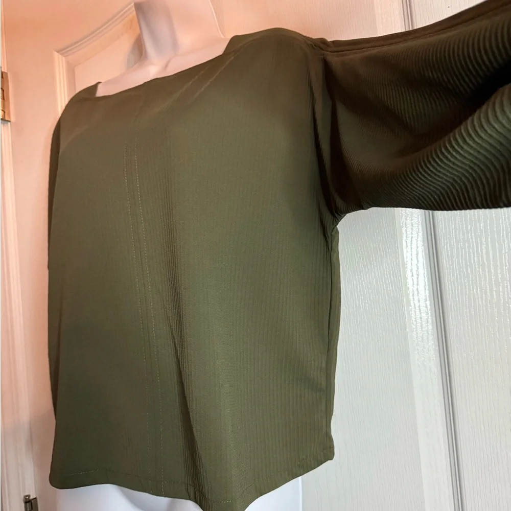 Zara Woman Ribbed Green Blouse 💚‎ - Picture 2 of 5